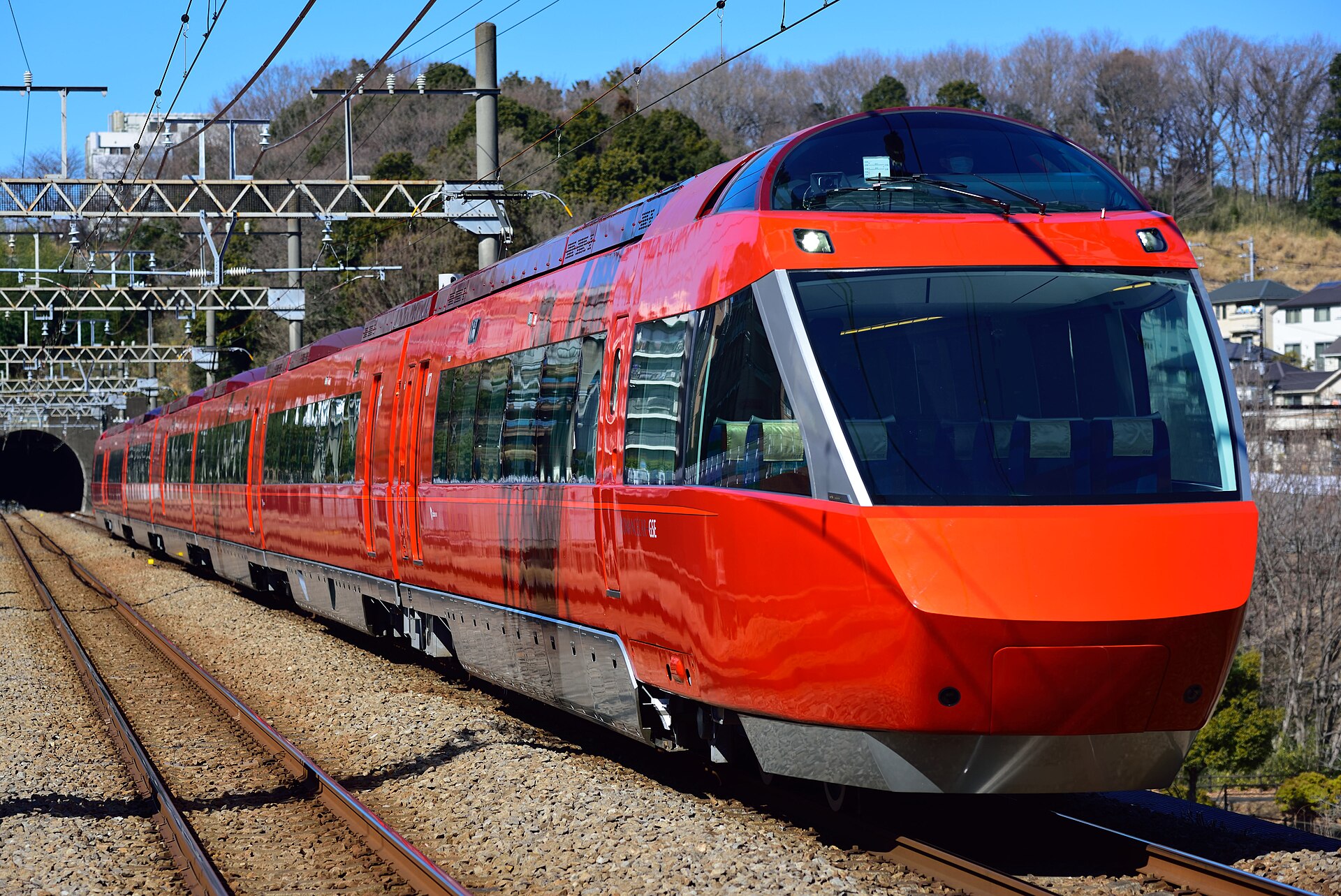 An Odakyu 70000 series GSE Romancecar train on the Odawara Line.