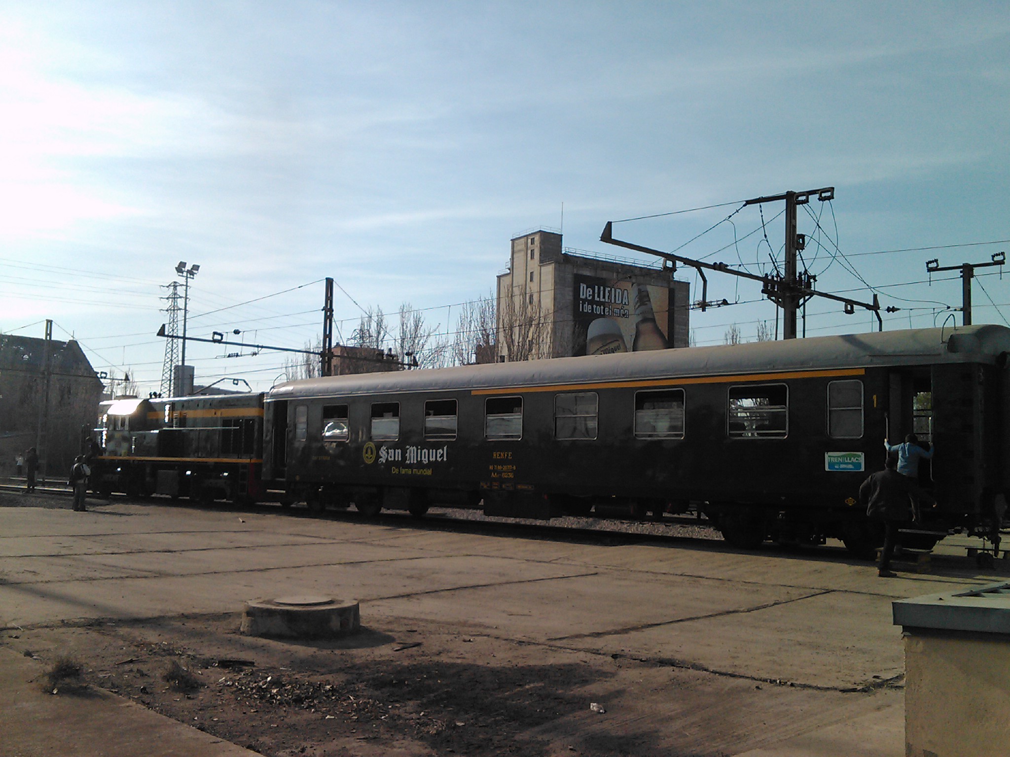 Tren dels Llacs with its heritage diesel locomotive at Pla de Vilanoveta in Catalonia.