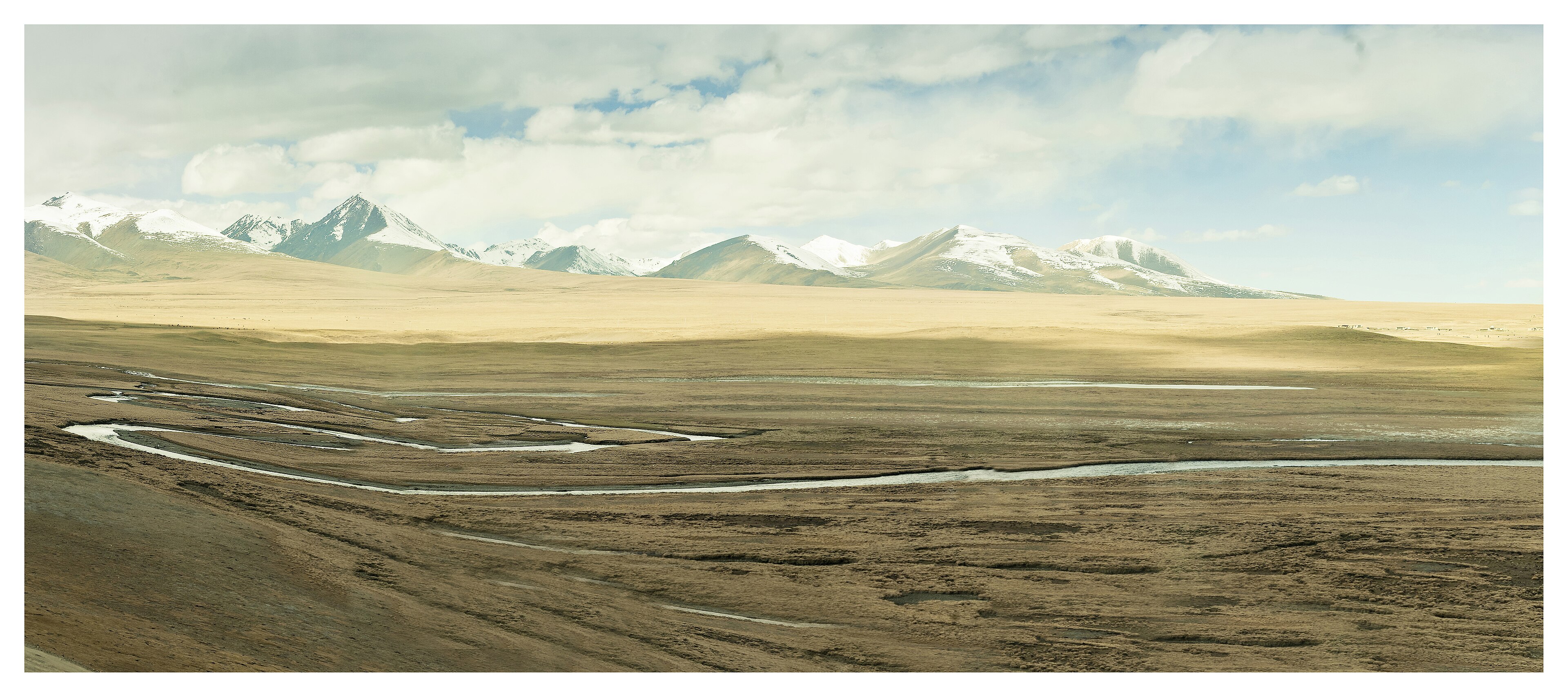Beijing to Lhasa by train: Between Beijing Lhasa   6355163373