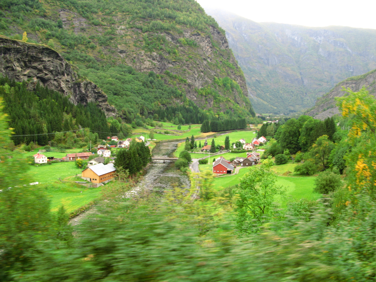 Flåm Railway: Flåm kyrkje i Flåmsdalen