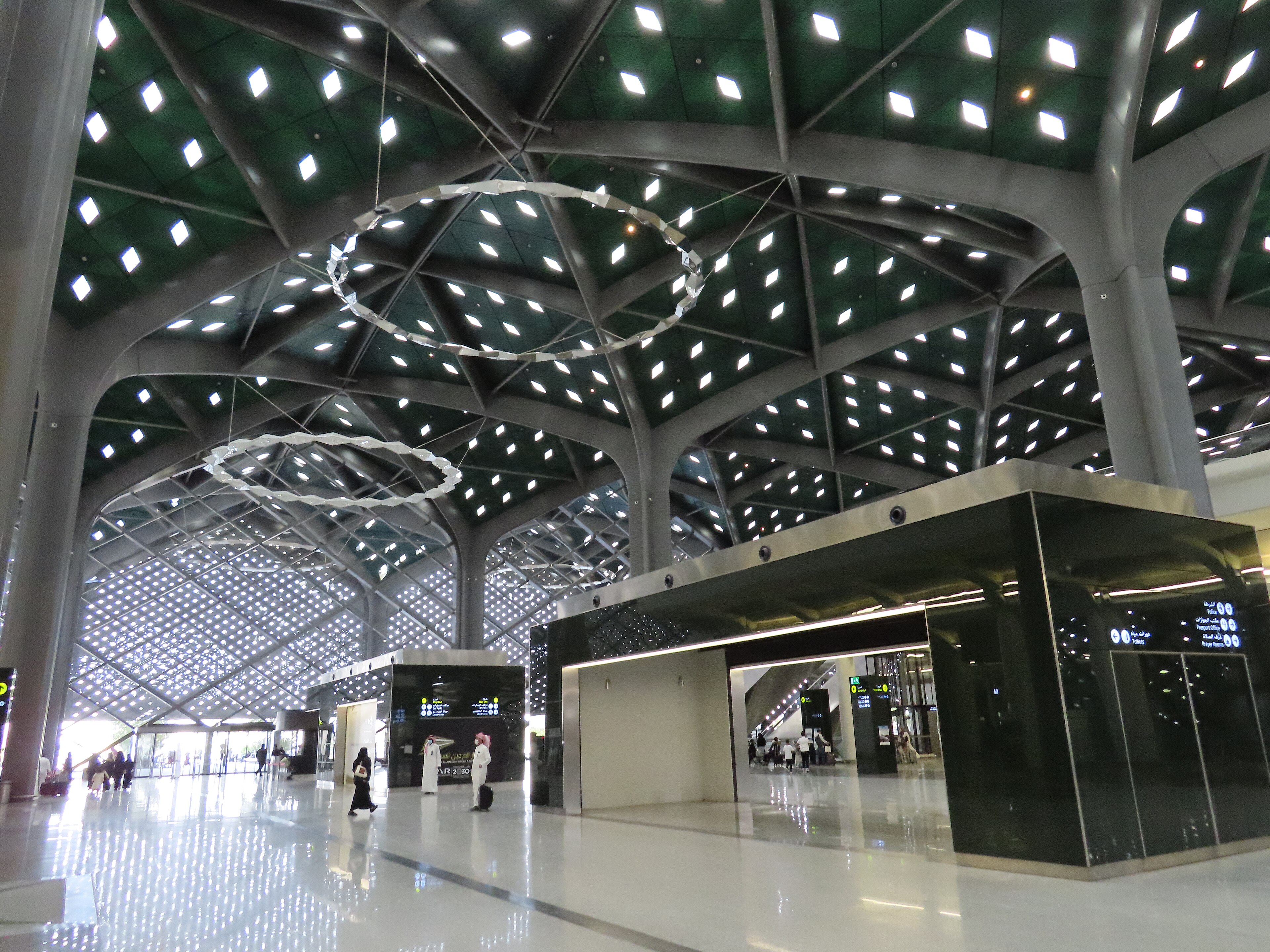 Haramain High Speed Railway: Makkah to Madinah: Haramain High Speed Railway Station Interior 2022