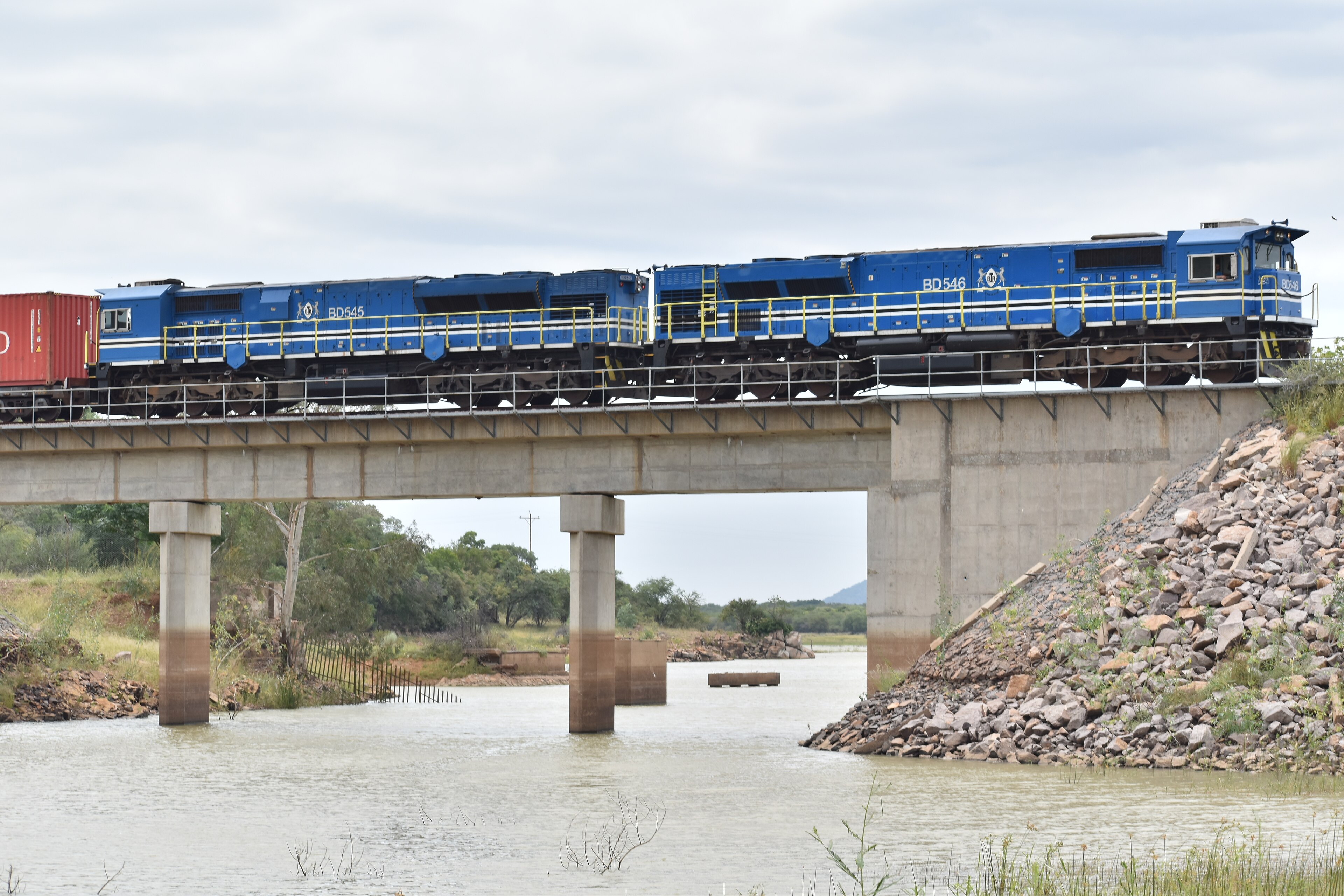 The Blue Train: Blue Train in Notwane Bridge