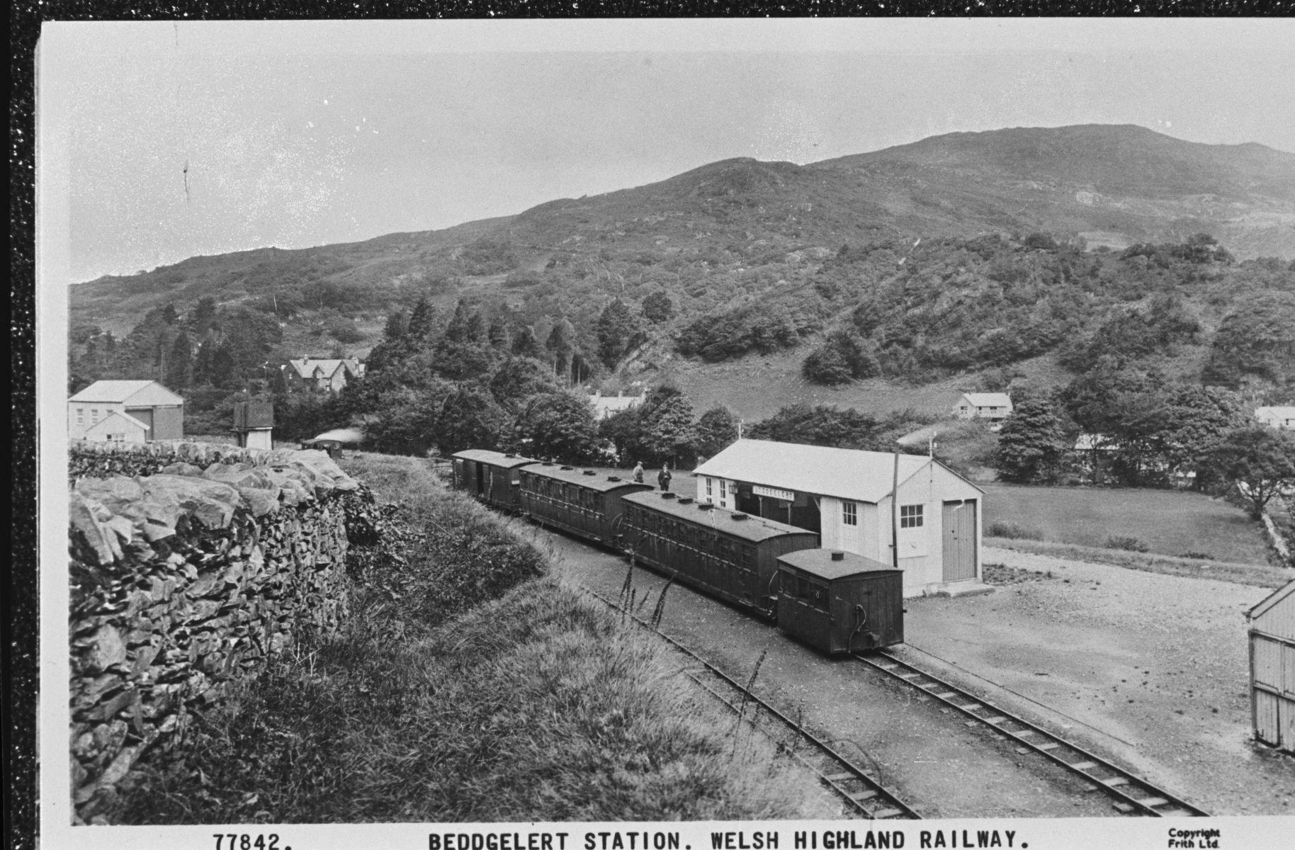 Welsh Highland Railway: Welsh Highland Railway from Dinas, Llanwnda, Waunfawr and Beddgelert to Porthmadog (1537497)
