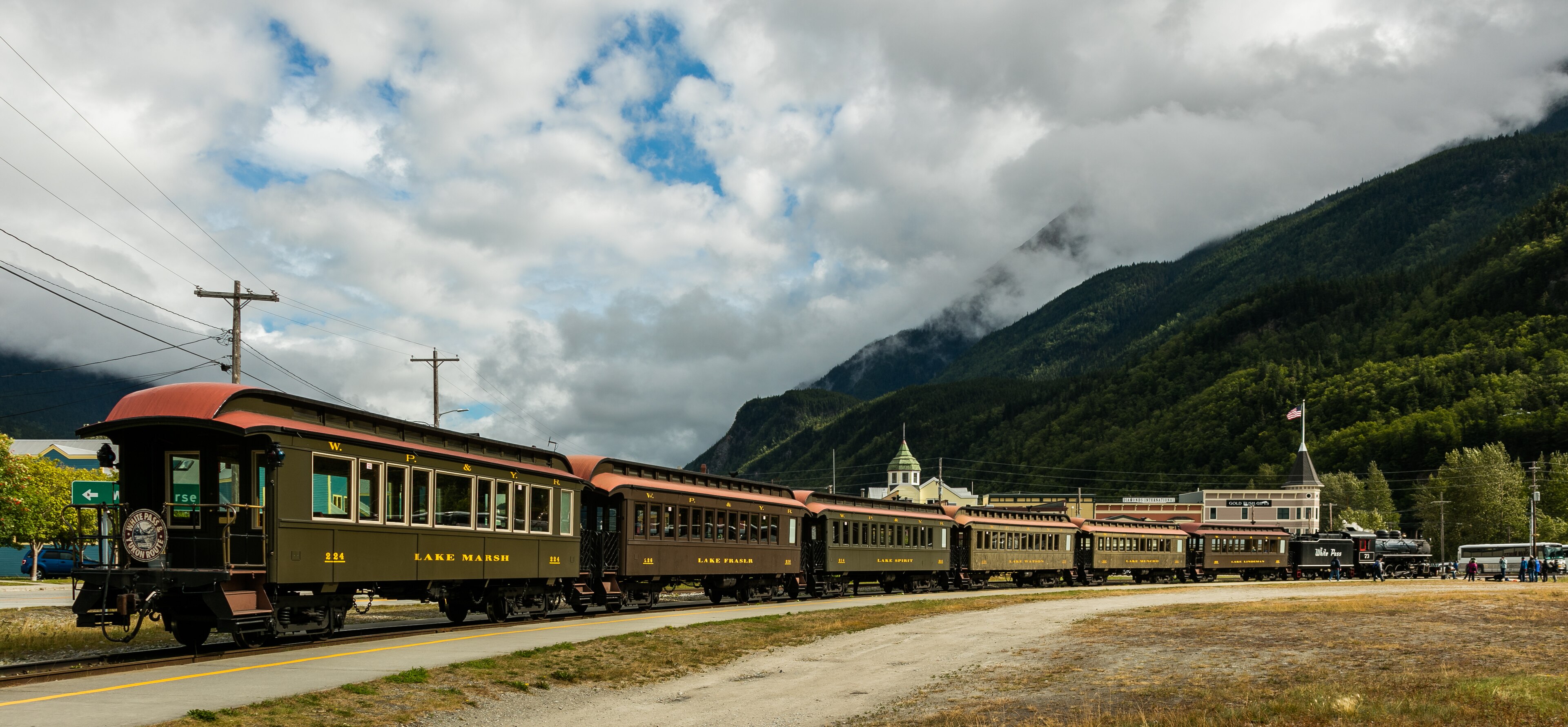 White Pass & Yukon Route: Skagway to Carcross: Ferrocarril del Paso Blanco y Ruta de Yukón, Skagway, Alaska, Estados Unidos, 2017 08 18, DD 09