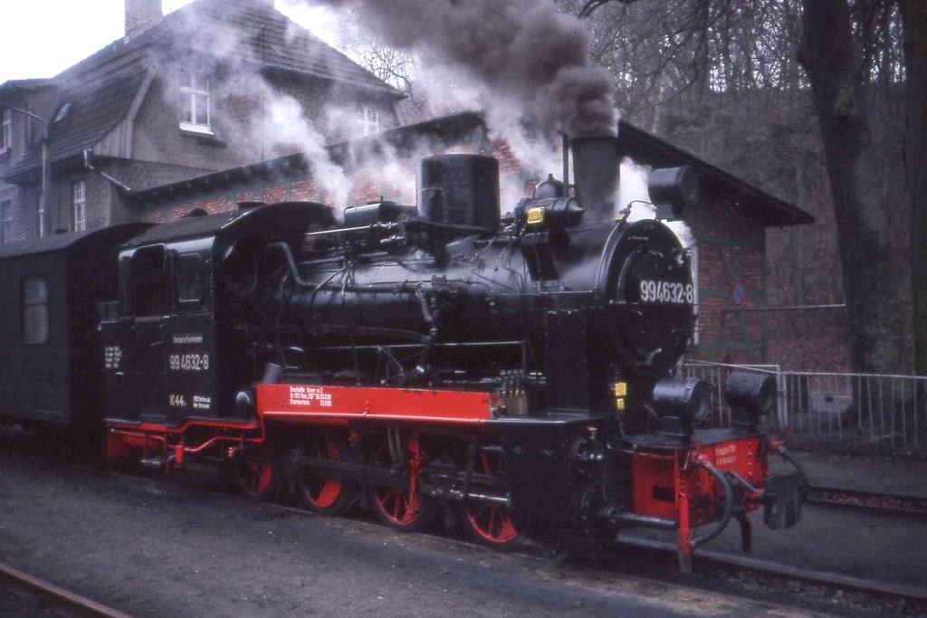 The Rasender Roland narrow-gauge steam train on Rügen.