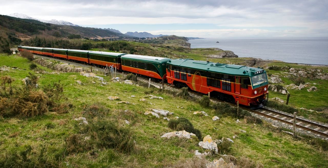 El Expreso de La Robla on a northern Spain luxury rail journey.