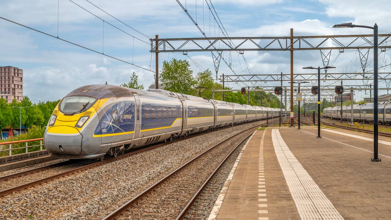 A Eurostar e320 train at Hoofddorp in the Netherlands.